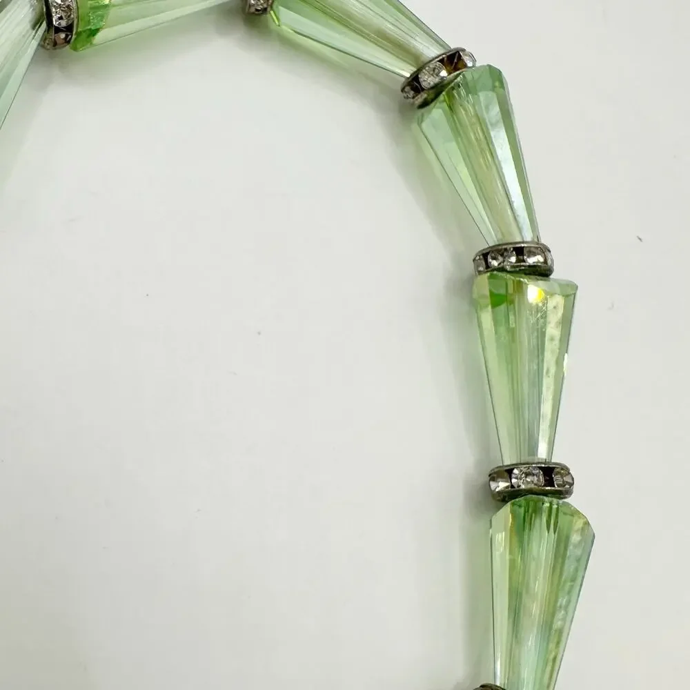 Green stretch beaded bracelet teardrop glass beads Art Deco Retro CZ Rhinestone